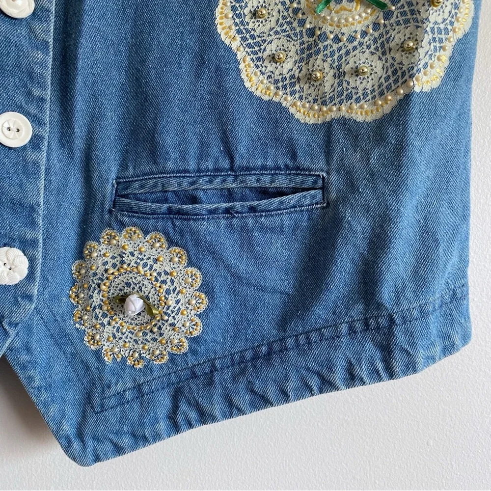 Vintage Cottagecore Lacy Floral Denim Vest - Picture 5 of 13